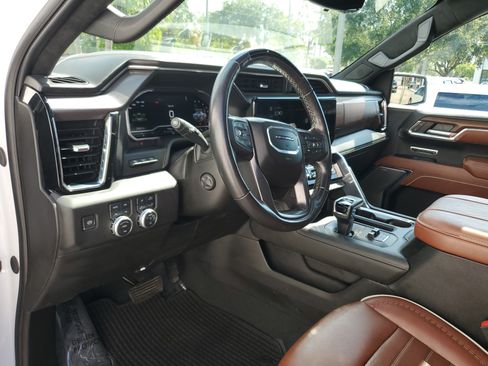 Used 2024 GMC Sierra 1500 Denali Ultimate AWD/4WD image 22