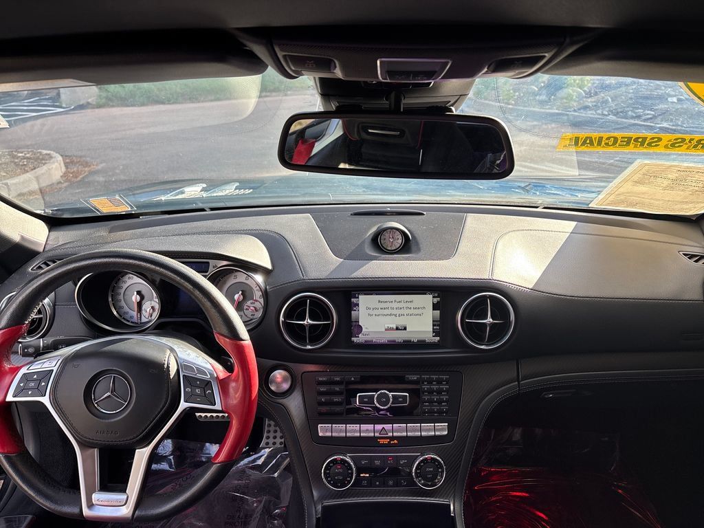 Used 2016 Mercedes-Benz SL 550 image 12
