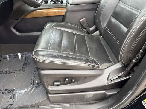 Used 2020 GMC Yukon Denali w/ Denali Ultimate Package image 10