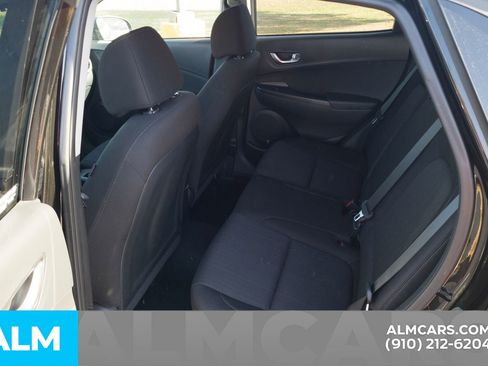 Used 2022 Hyundai Kona SEL w/ Convenience Package image 19