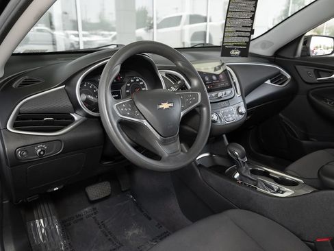 Used 2023 Chevrolet Malibu LT FWD image 19