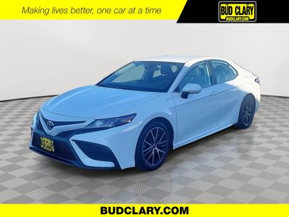 Used 2021 Toyota Camry SE w/ Cold Weather Package