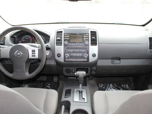 Used 2013 Nissan Xterra S w/ Value Package image 12