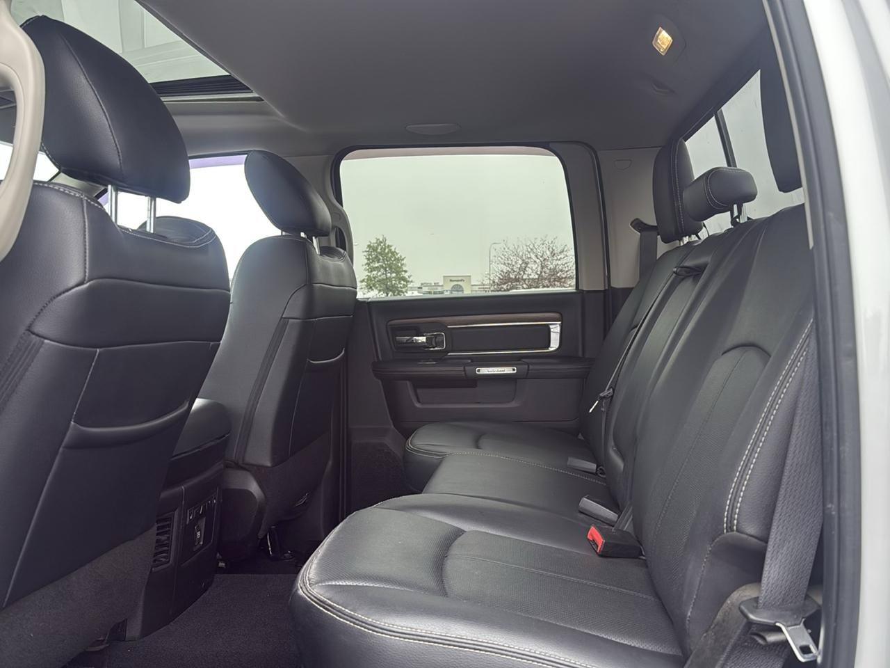 Used 2018 RAM 2500 Laramie w/ Convenience Group AWD/4WD image 23