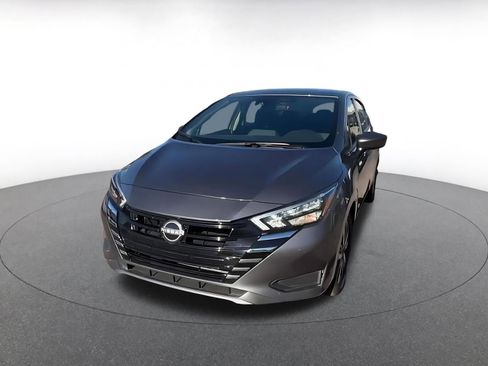Used 2025 Nissan Versa SV FWD image 7