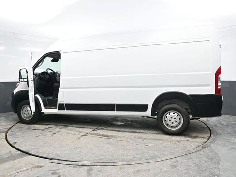 Used 2023 RAM ProMaster 2500 image 37