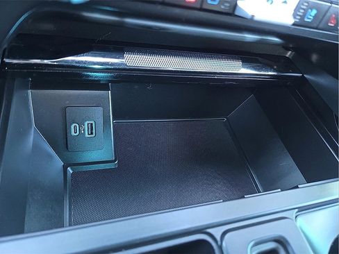 Used 2021 Ford F150 Lariat w/ Equipment Group 502A High image 15