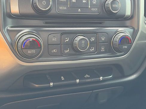 Used 2018 Chevrolet Silverado 1500 LT w/ All Star Edition AWD/4WD image 21