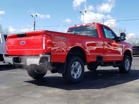 New 2026 Ford F350 XLT w/ FX4 Off-Road Package AWD/4WD image 4