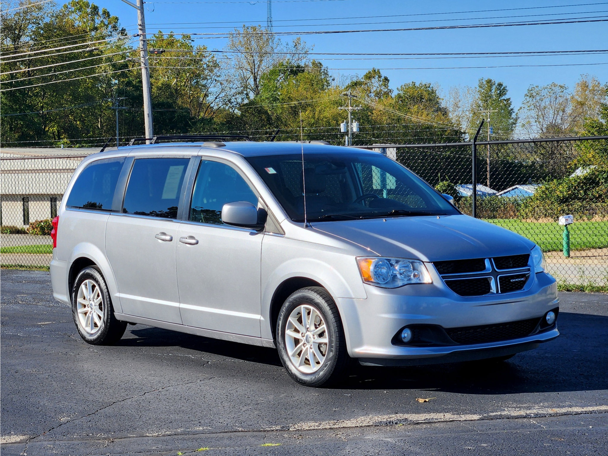 Used 2019 Dodge Grand Caravan SXT FWD image 8