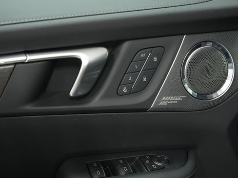New 2026 Buick Enclave Avenir AWD/4WD image 23