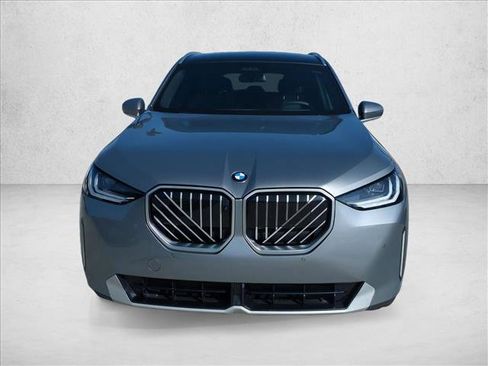 Certified 2025 BMW X3 xDrive30i w/ Premium Package AWD/4WD image 2