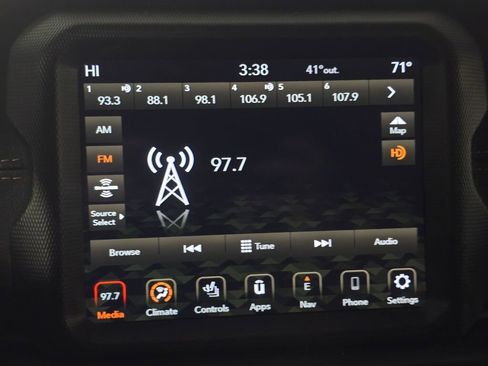 Used 2022 Jeep Gladiator Overland image 31