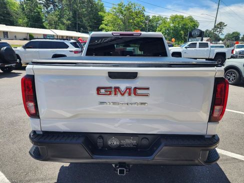 Used 2024 GMC Sierra 1500 Pro w/ Pro Value Package AWD/4WD image 4