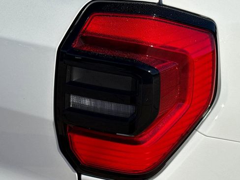 New 2026 Toyota 4Runner SR5 AWD/4WD image 27