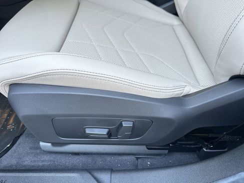 Used 2025 BMW 228i xDrive AWD/4WD image 15