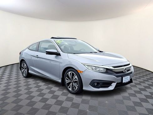 Used 2017 Honda Civic EX-L image 1