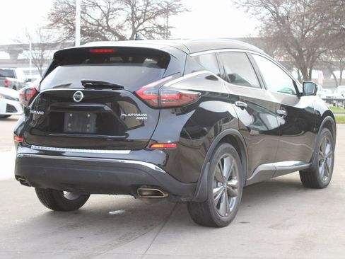 Used 2019 Nissan Murano Platinum image 3