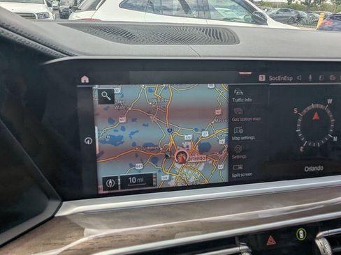 Used 2022 BMW X6 xDrive40i w/ Premium Package image 10