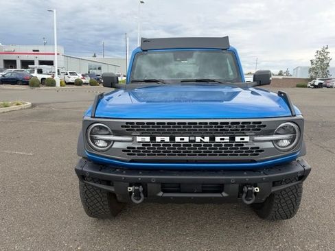 Used 2024 Ford Bronco Badlands AWD/4WD image 2