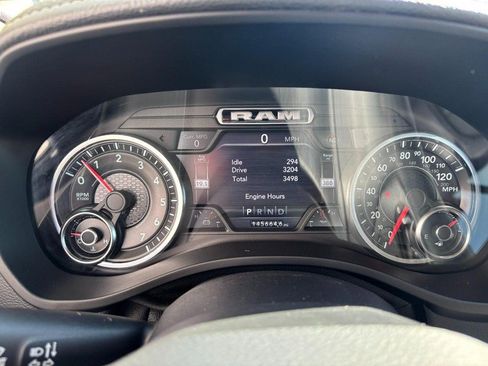 Used 2019 RAM 1500 Laramie AWD/4WD image 23