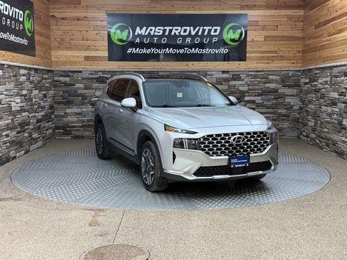 Used 2022 Hyundai Santa Fe Limited AWD/4WD image 2