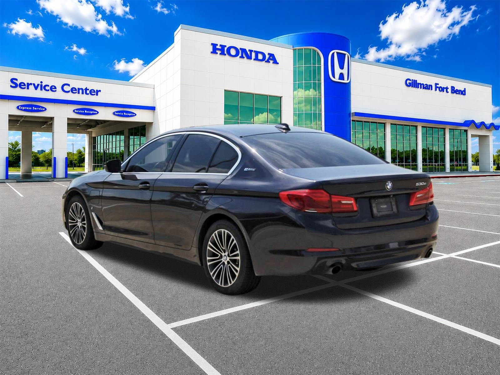 Used 2019 BMW 530e w/ Convenience Package RWD image 5