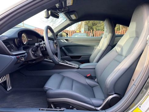 Used 2024 Porsche 911 Carrera image 12