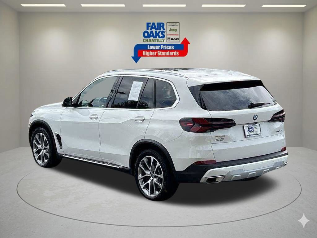 Used 2026 BMW X5 xDrive40i AWD/4WD image 9