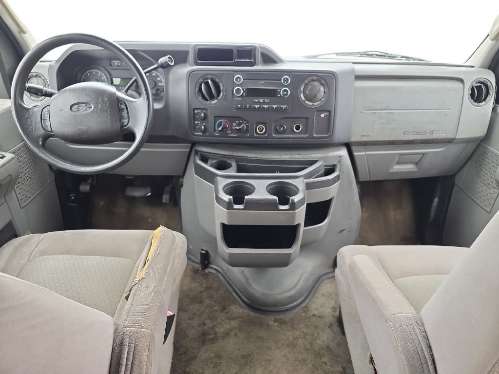 Used 2012 Ford E-350 and Econoline 350 XLT RWD image 11