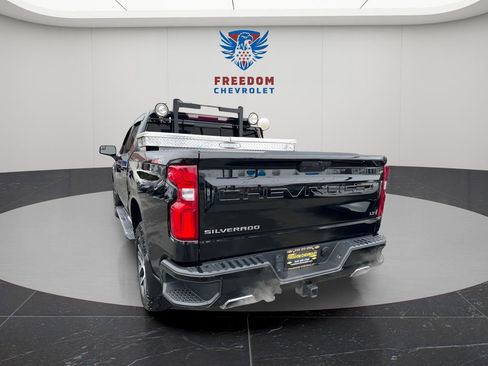 Used 2019 Chevrolet Silverado 1500 LT Trail Boss image 5