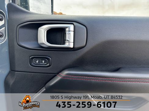 Used 2024 Jeep Wrangler Unlimited Rubicon AWD/4WD image 38