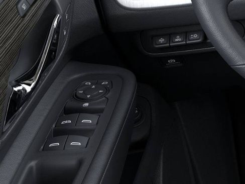 New 2024 GMC Terrain SLT w/ Infotainment Package II AWD/4WD image 22