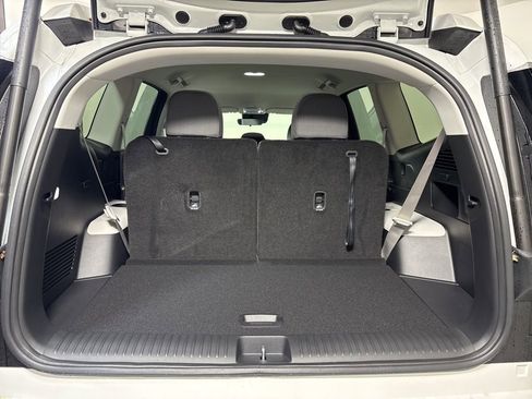 New 2026 Hyundai Ioniq 9 S RWD image 17