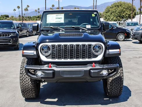 New 2026 Jeep Wrangler Unlimited Rubicon AWD/4WD image 2