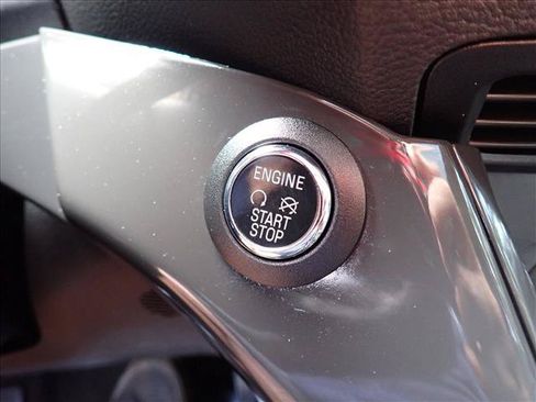 Used 2015 Ford Escape Titanium w/ Equipment Group 301A AWD/4WD image 21