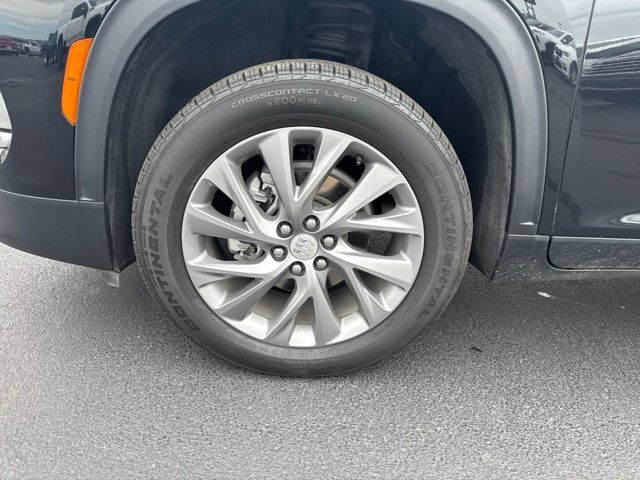 Used 2025 Buick Enclave Preferred FWD image 27