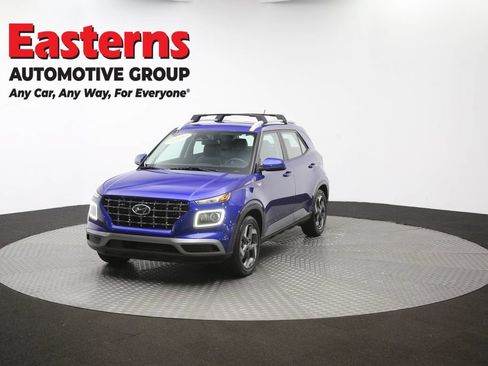 Used 2023 Hyundai Venue Limited FWD image 52