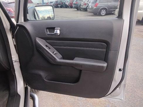 Used 2007 HUMMER H3 image 15