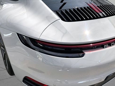 Used 2020 Porsche 911 Carrera S RWD image 28