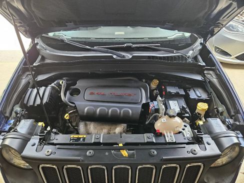 Used 2017 Jeep Renegade Sport w/ Power & Air Group AWD/4WD image 11