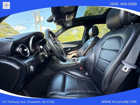 Used 2019 Mercedes-Benz GLC 300 4MATIC image 8