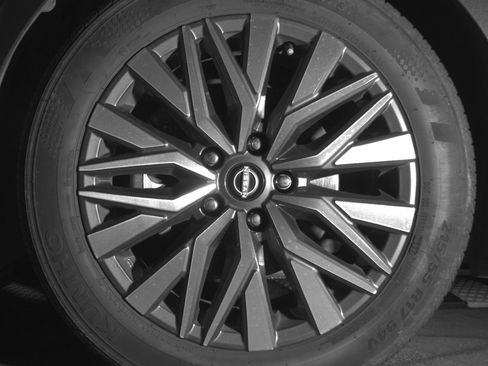 Used 2025 Nissan Altima 2.5 SV image 12