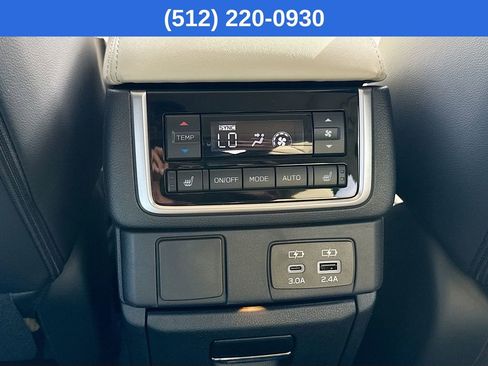 New 2026 Subaru Ascent Limited image 32