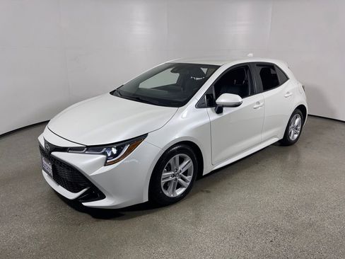 Used 2019 Toyota Corolla Hatchback image 7
