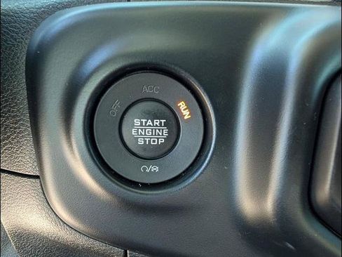 Used 2021 Jeep Wrangler Unlimited Sport AWD/4WD image 8