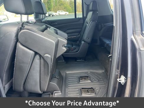 Used 2018 Chevrolet Suburban LT image 40