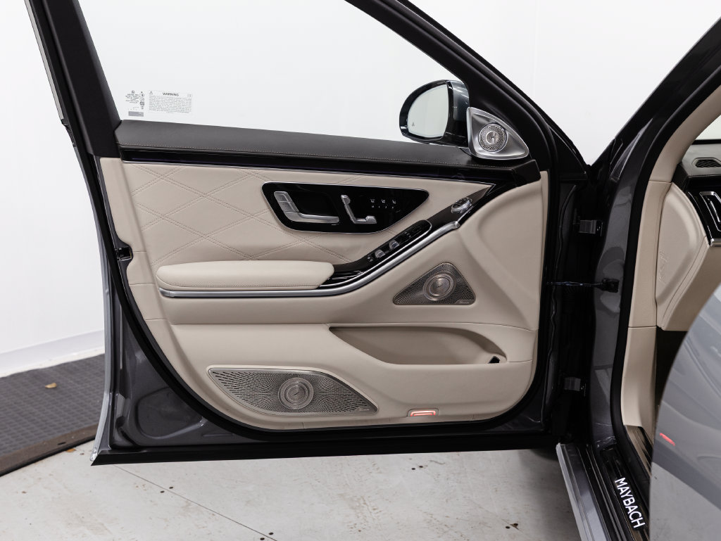 Used 2024 Mercedes-Benz Maybach S 580 4MATIC image 5
