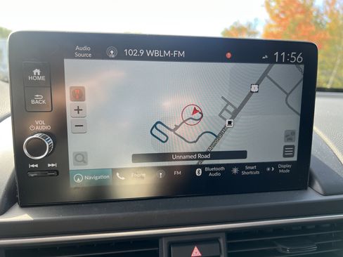 Used 2025 Honda Pilot Black Edition image 28