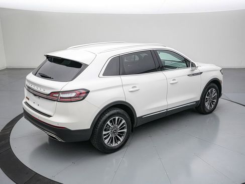 Used 2022 Lincoln Nautilus AWD w/ Premium Package image 5